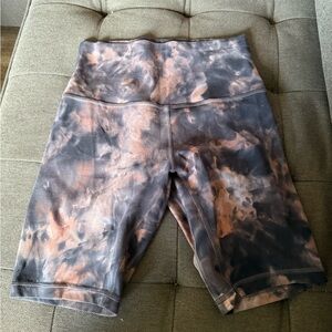 Women's lululemon Biker Shorts